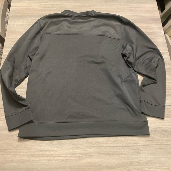 The North Face Men’s XL Crew Neck Sweatshirt – Grey - Picture 3 of 3
